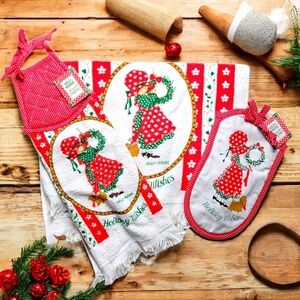 NEW OLD STOCK! VINTAGE Holly Hobbie Tea Towel Set Christmas Oven Mitt Kitchen
